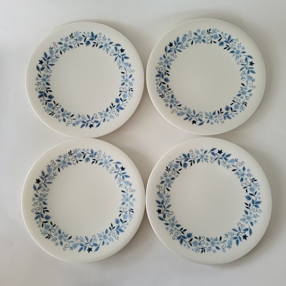 ONEIDA Other - Vintage Oneida Premier Melamine Set of 4 Salad Plates Blue Flowers 7 3/4" Melmac